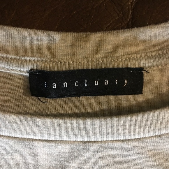 Sanctuary Gray Ruffle Sleeve Top, Sz 2X - Picture 4 of 5